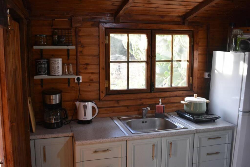 Levantes Garden House - Keratokambos Bagian luar foto